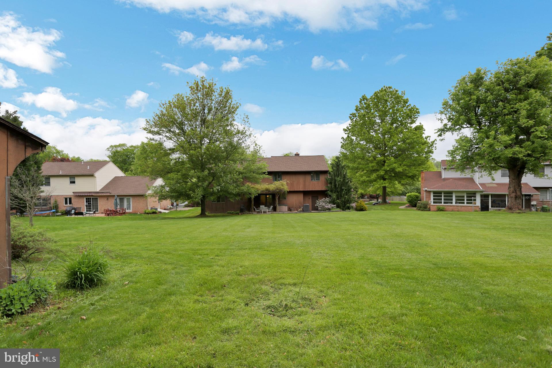 311 Fairview Road Reading, PA 19606 - Photo 8 of 37 Gallery Image 8