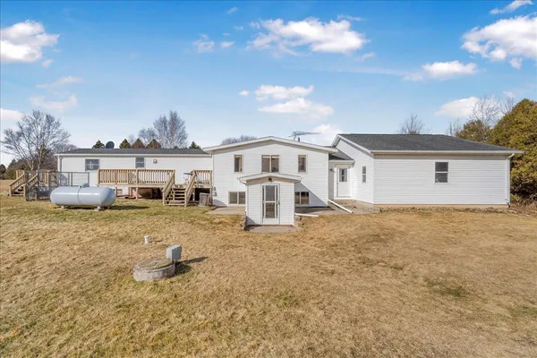 $454,400 | N6810 County Road D, Algoma, WI 54201