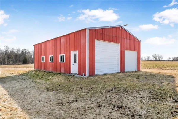 $454,400 | N6810 County Road D, Algoma, WI 54201