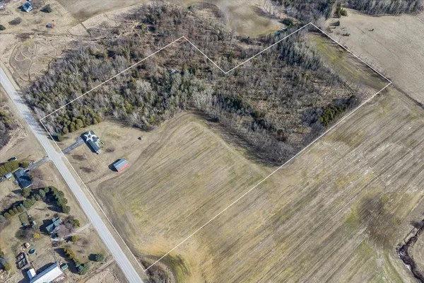 $454,400 | N6810 County Road D, Algoma, WI 54201