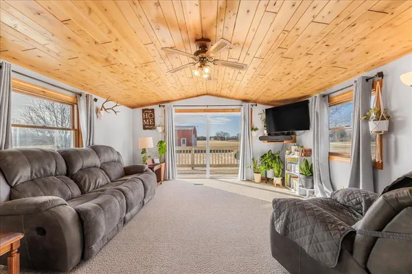 $454,400 | N6810 County Road D, Algoma, WI 54201