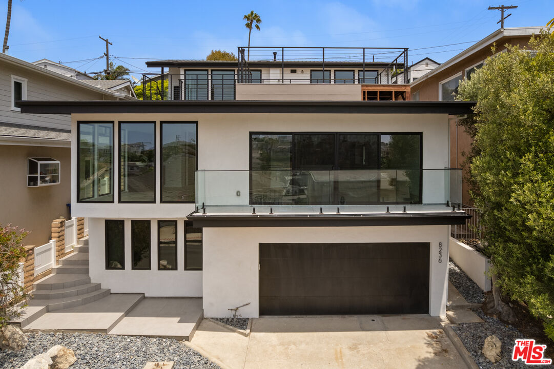 8236 Zitola Terrace Playa del Rey, CA 90293 - Photo 2 of 32