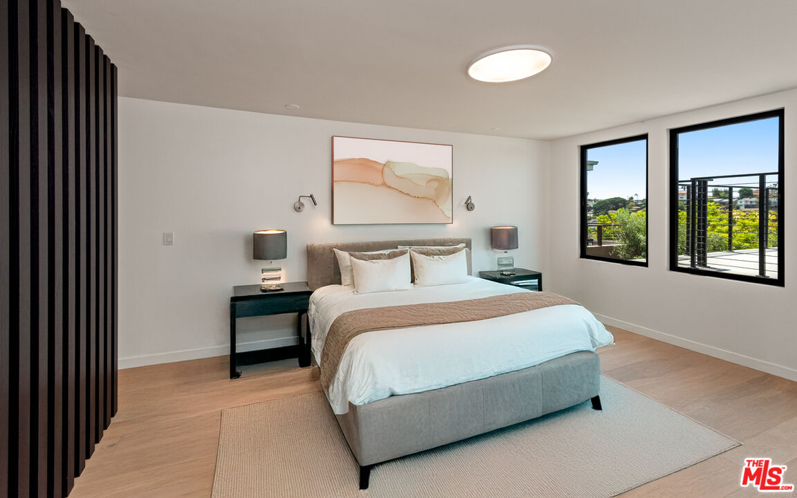 8236 Zitola Terrace Playa del Rey, CA 90293 - Photo 4 of 32