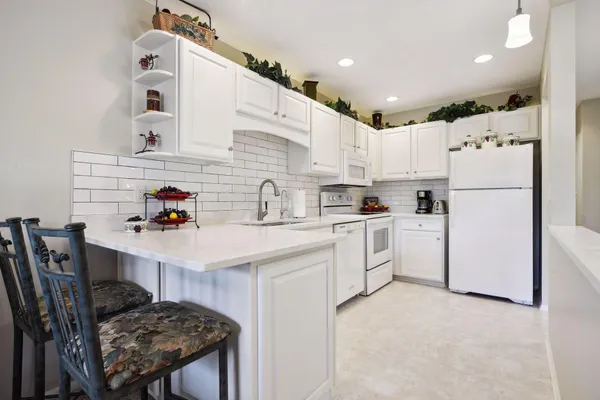 $312,000 | 7561 Zinnia Way North, Maple Grove, MN 55311