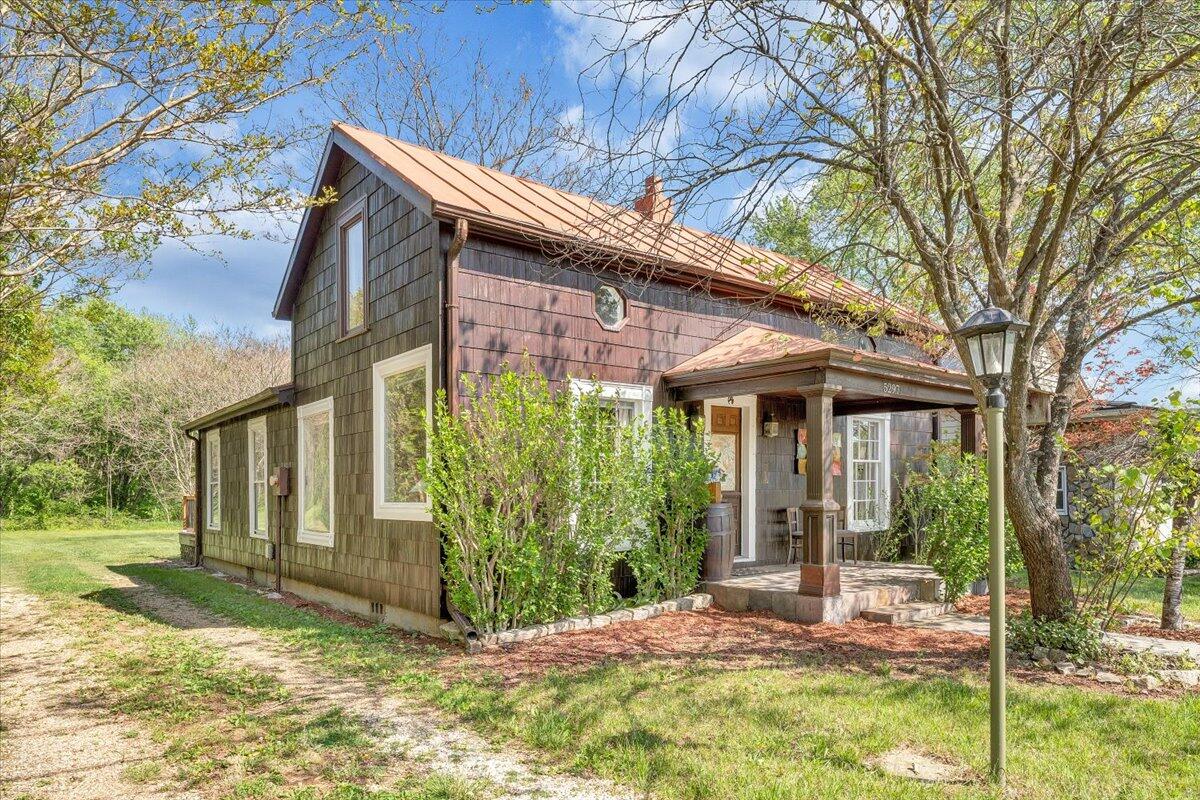 5297 Peaks Road Bedford, VA 24523 - Photo 2 of 68 01-MIB02096