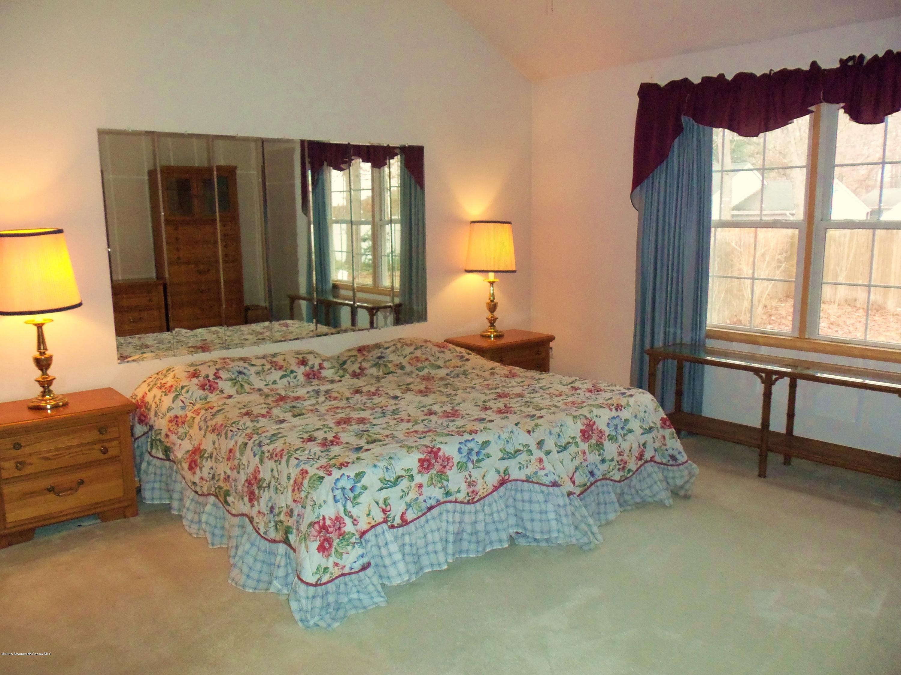 117 Captain Road Manahawkin, NJ 08050 - Photo 10 of 25 100_2529.JPG