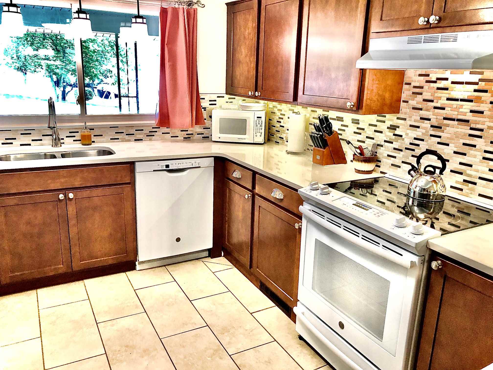 3900 Weaver Road Evansville, IN 47711 - Photo 17 of 36 Gallery Image 17