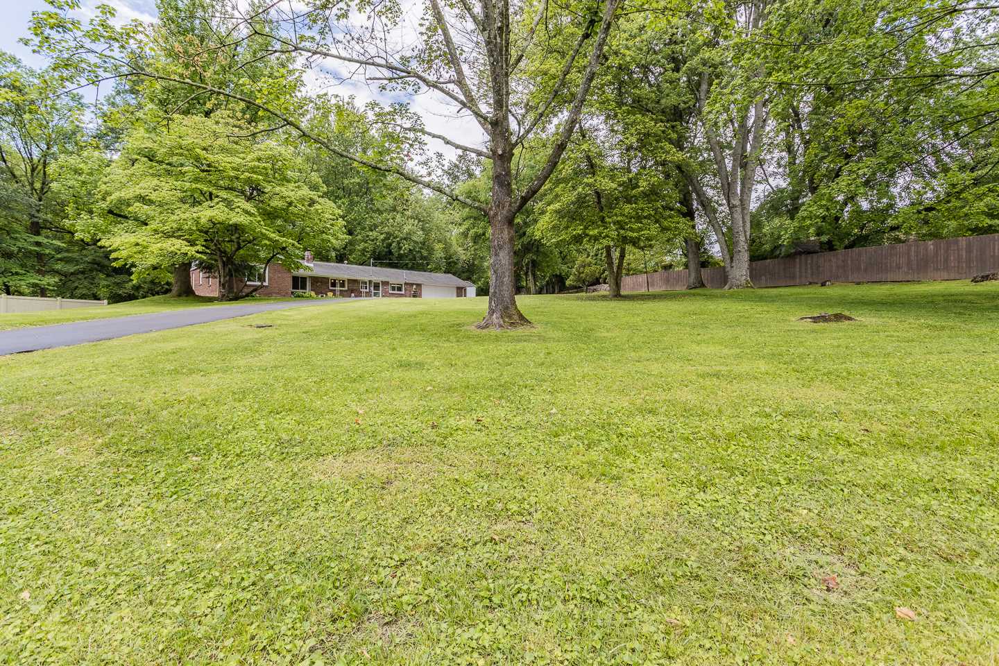 3900 Weaver Road Evansville, IN 47711 - Photo 35 of 36 Gallery Image 35