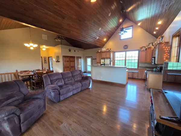 $426,000 | 18180 Boone Robinson Road, Patriot, IN 47038