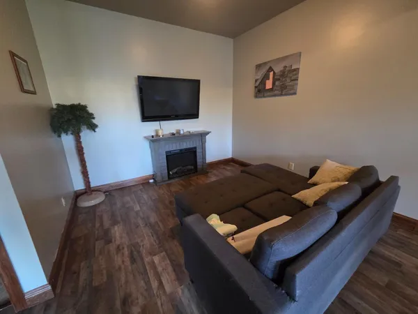 $426,000 | 18180 Boone Robinson Road, Patriot, IN 47038