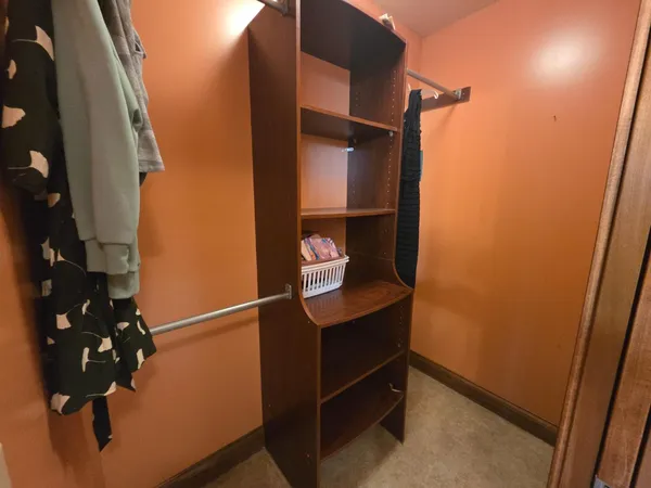 $426,000 | 18180 Boone Robinson Road, Patriot, IN 47038