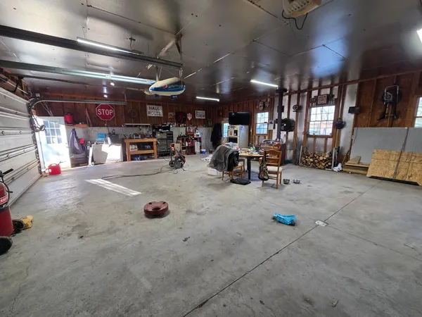 $426,000 | 18180 Boone Robinson Road, Patriot, IN 47038