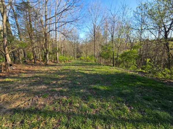 $426,000 | 18180 Boone Robinson Road, Patriot, IN 47038