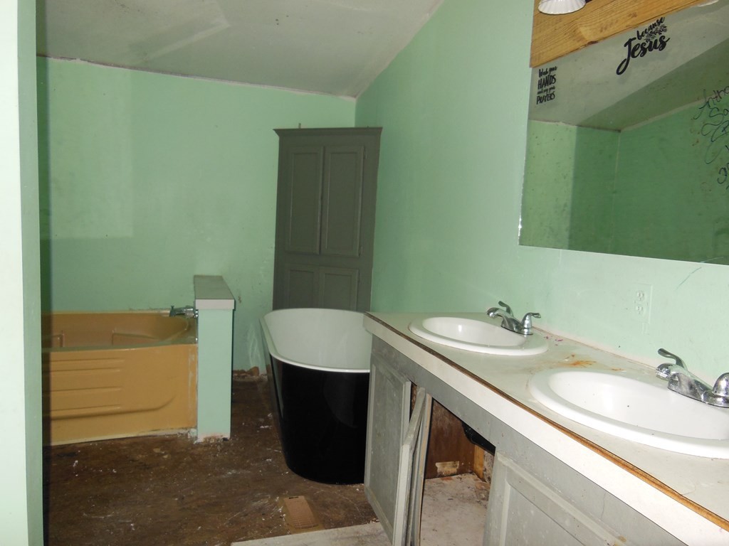 115 Suddath Road Ten Mile, TN 37880 - Photo 16 of 17 Gallery Image 16