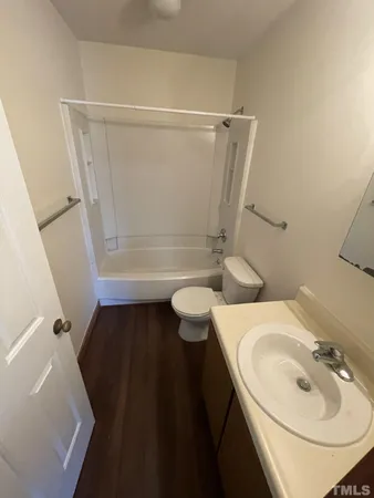 $1,150 | 3511 Ivy Commons Drive, Unit 302, Raleigh, NC 27606