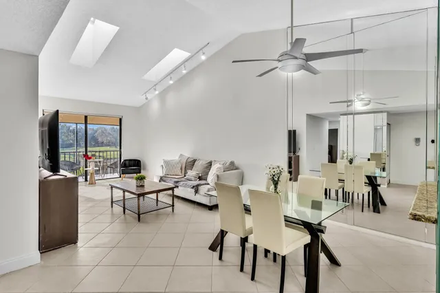 $320,000 | 7718 La Mirada Drive, Boca Raton, FL 33433