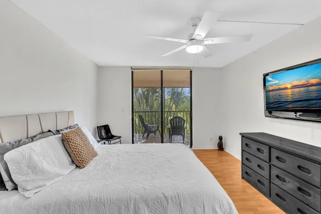 $320,000 | 7718 La Mirada Drive, Boca Raton, FL 33433