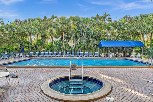 $320,000 | 7718 La Mirada Drive, Boca Raton, FL 33433