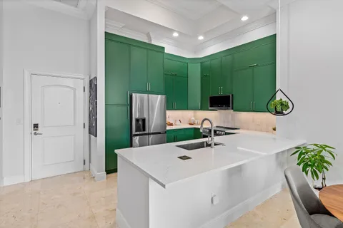 $1,595,000 | 701 South Olive Avenue, Unit 515, West Palm Beach, FL 33401