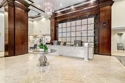 $1,595,000 | 701 South Olive Avenue, Unit 515, West Palm Beach, FL 33401