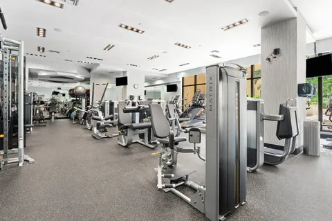 $1,595,000 | 701 South Olive Avenue, Unit 515, West Palm Beach, FL 33401