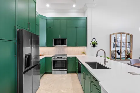 $1,595,000 | 701 South Olive Avenue, Unit 515, West Palm Beach, FL 33401