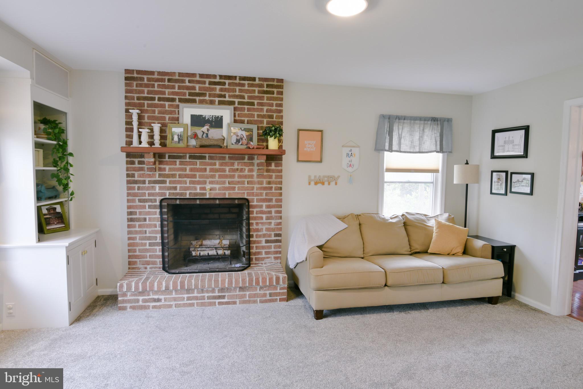 109 East 6th Street Lititz, PA 17543 - Photo 4 of 36