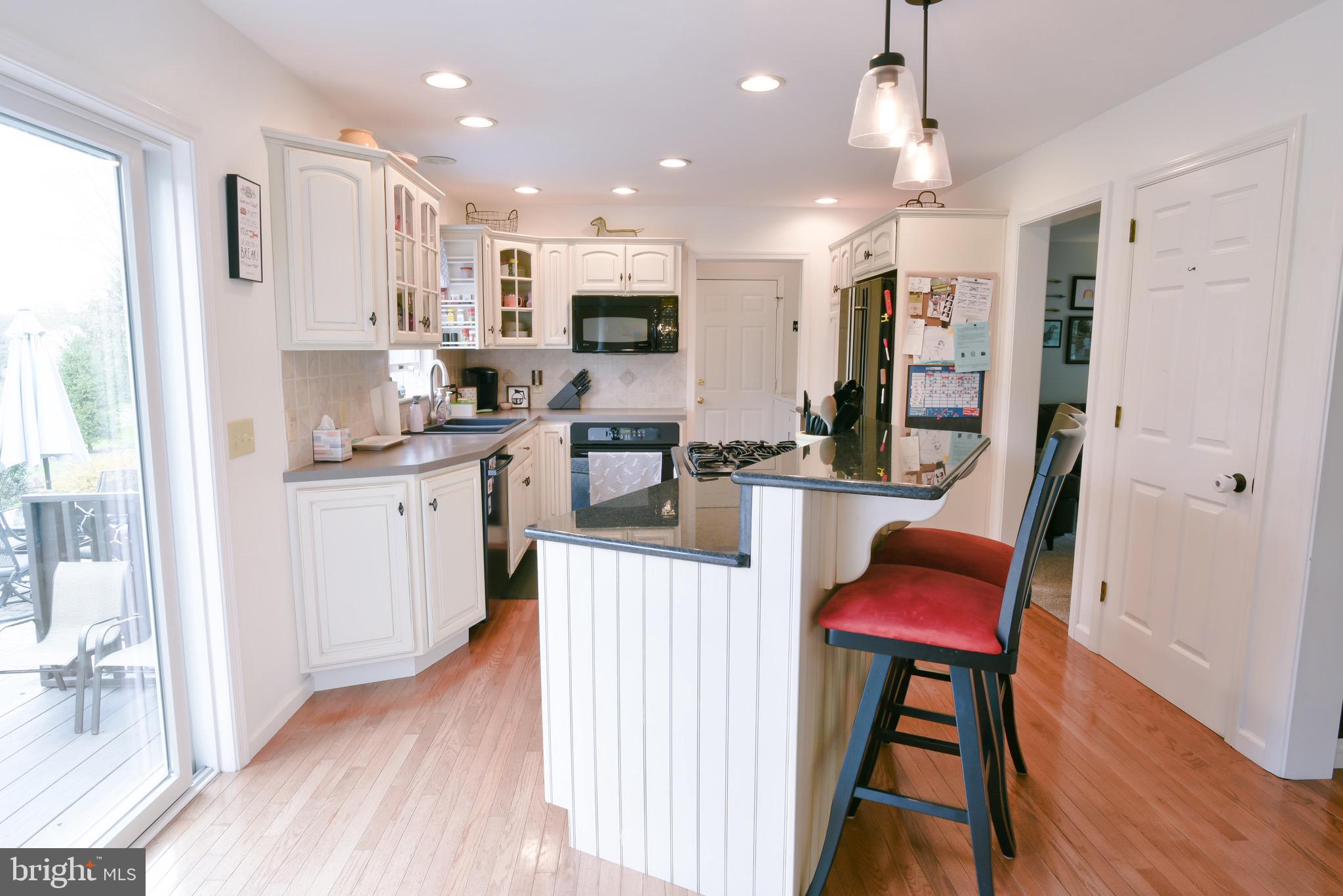 109 East 6th Street Lititz, PA 17543 - Photo 8 of 36