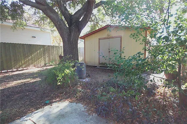 $1,100 | 617.5 Victory Drive, Westwego, LA 70094