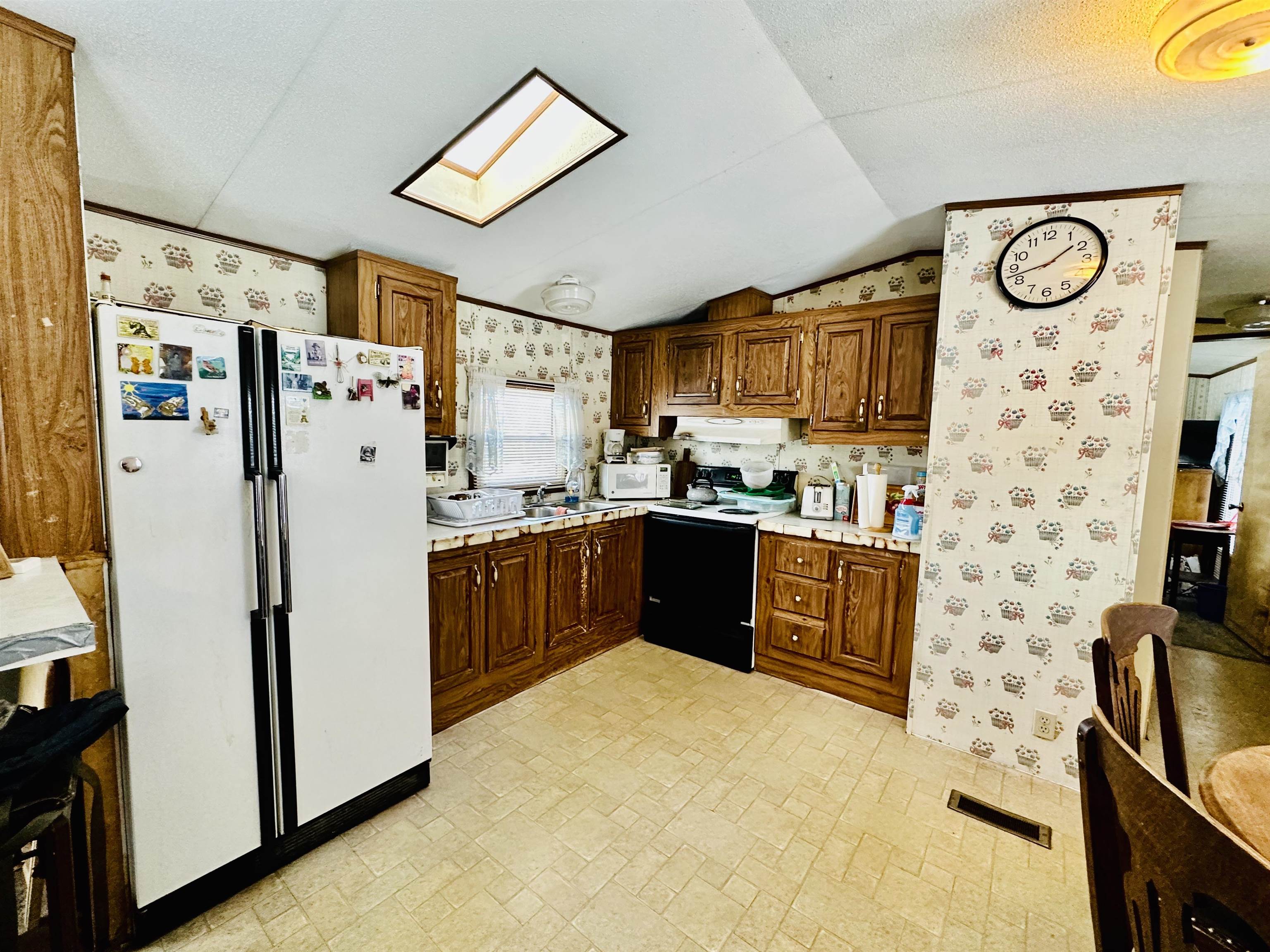 359 Bascom Road Newport, NH 03773 - Photo 3 of 13