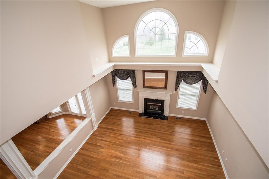 10610 Proposal Pointe Way Fishers, IN 46040 - Photo 9 of 48 Gallery Image 9