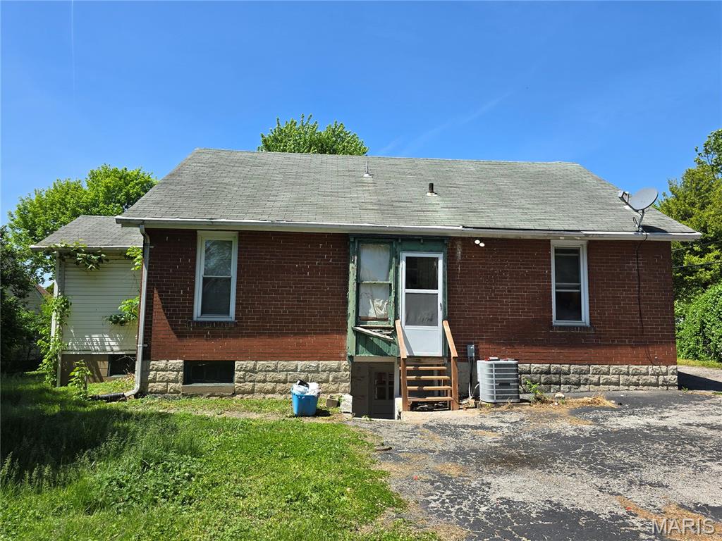 840 North Florissant Road Ferguson, MO 63135 - Photo 6 of 22