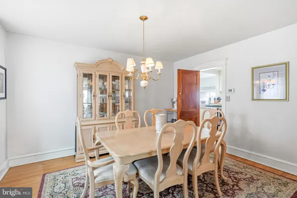 $750,000 | 9 Haines Drive, Moorestown, NJ 08057