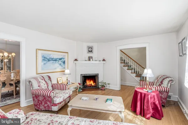 $750,000 | 9 Haines Drive, Moorestown, NJ 08057