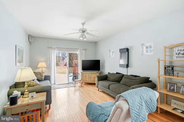 $750,000 | 9 Haines Drive, Moorestown, NJ 08057