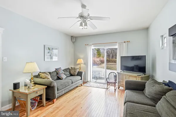 $750,000 | 9 Haines Drive, Moorestown, NJ 08057