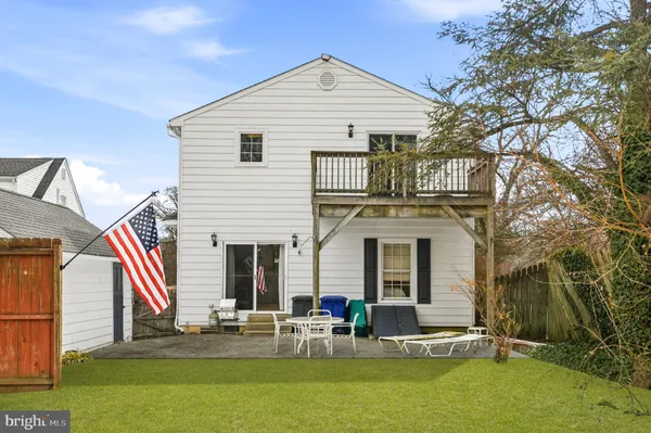 $750,000 | 9 Haines Drive, Moorestown, NJ 08057