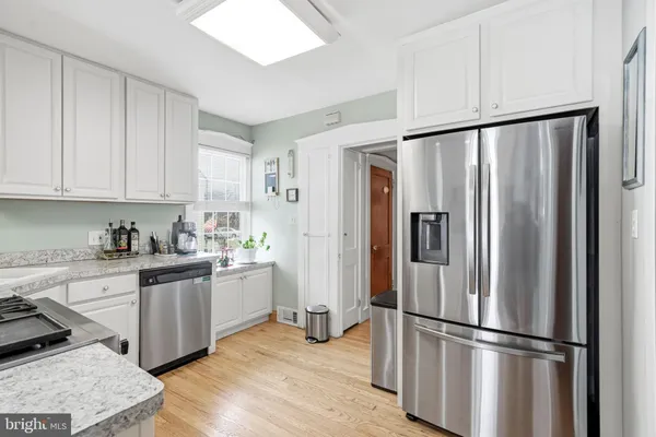 $750,000 | 9 Haines Drive, Moorestown, NJ 08057