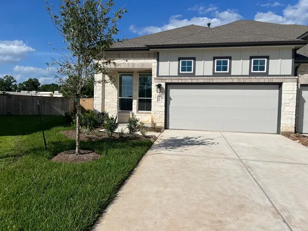 $2,400 | 519 Water Ash Court, Montgomery, TX 77316