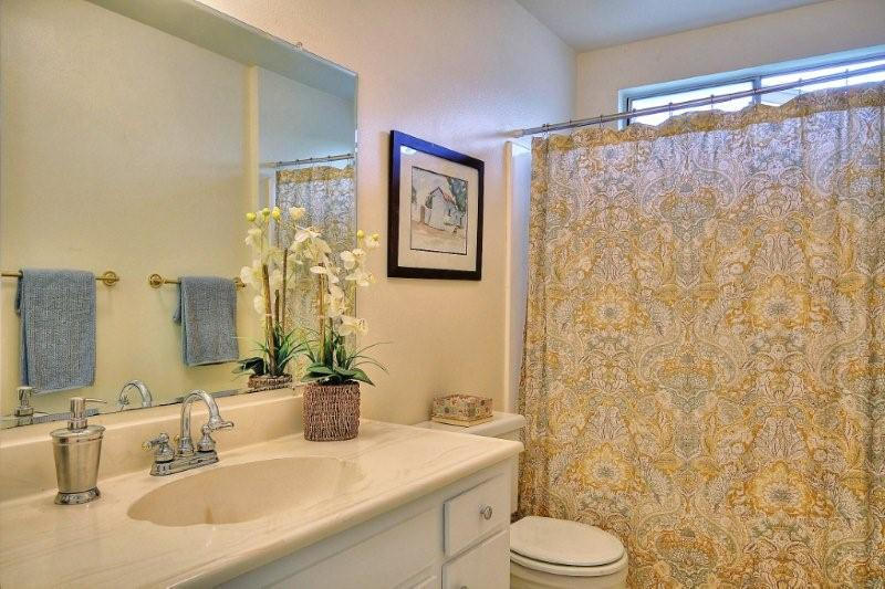 219 Old Ranch Drive Goleta, CA 93117 - Photo 14 of 18 Hall Bath