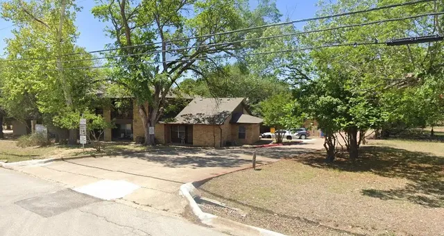$696 | 515 Roy Street, Kerrville, TX 78028