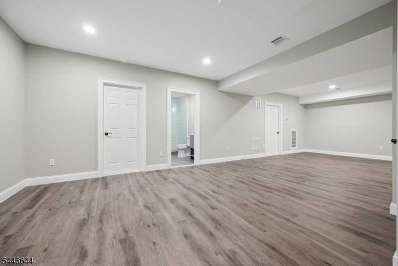 13 Rockage Road Warren, NJ 07059 - Photo 35 of 44 Gallery Image 35
