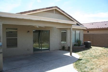 45402 West Applegate Road Maricopa, AZ 85139 - Photo 6 of 7 Covered patio