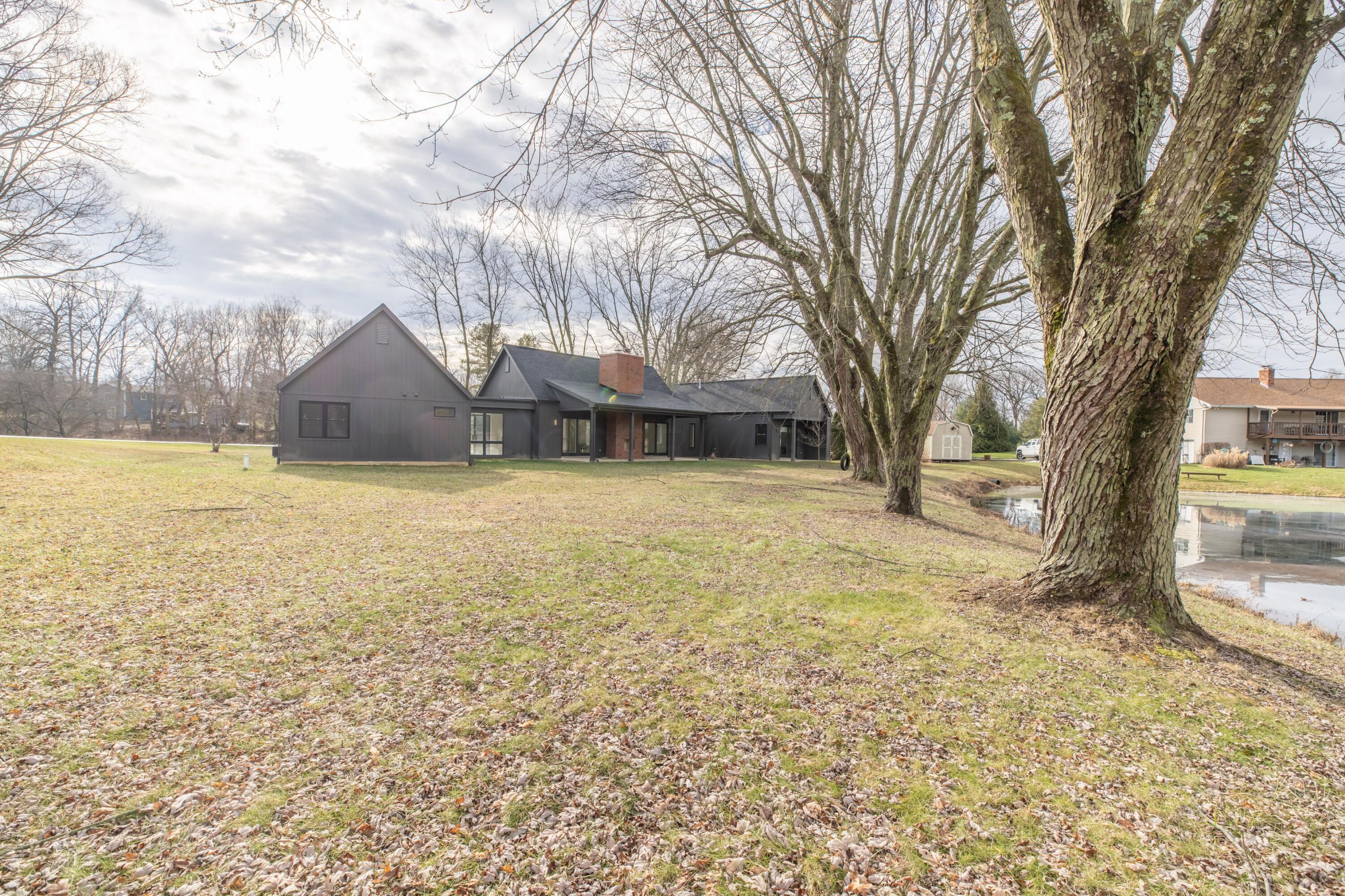 151 Apple Blossom Road Southwest Pataskala, OH 43062 - Photo 37 of 40 Back view