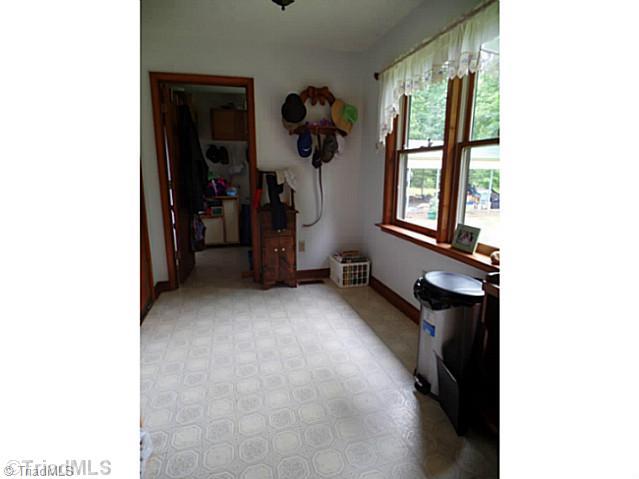 1101 Wray Road Stoneville, NC 27048 - Photo 6 of 15 Sunroom.