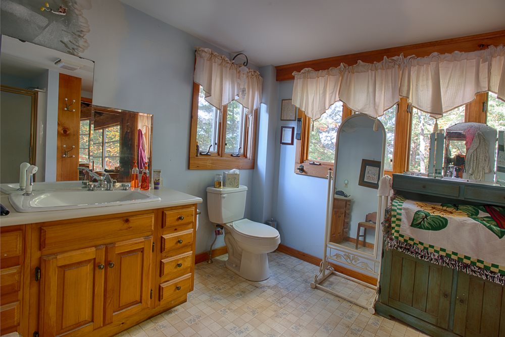1022 Strich Road Conway, NH 03813 - Photo 24 of 33