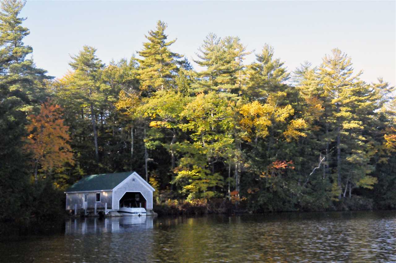 1022 Strich Road Conway, NH 03813 - Photo 4 of 33