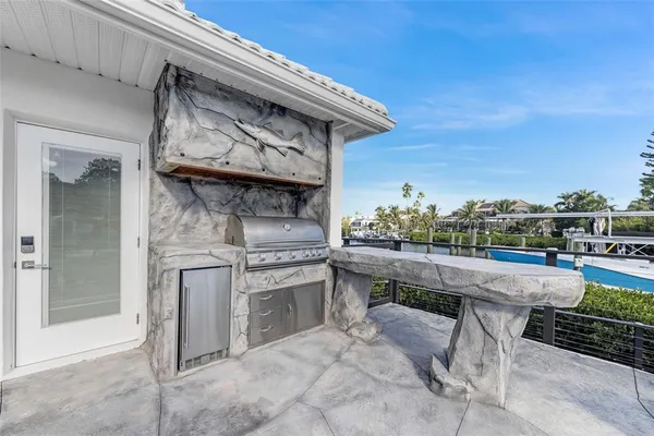 $1,750,000 | 1307 Alhambra Drive, Apollo Beach, FL 33572