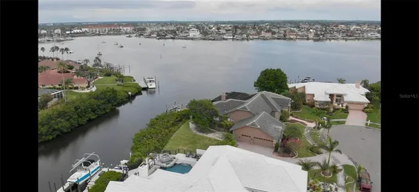 $1,750,000 | 1307 Alhambra Drive, Apollo Beach, FL 33572