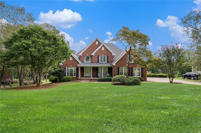 $750,000 | 12328 Edgewater Drive, Hampton, GA 30228
